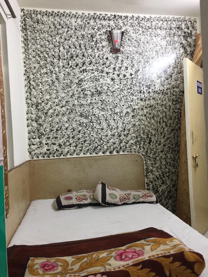 Karam Durga Guest House New Delhi Buitenkant foto